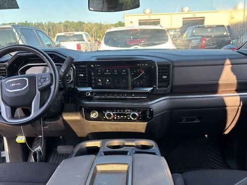 Used 2024 GMC Sierra 1500 Elevation AWD/4WD image 7