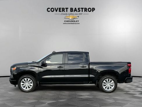 Certified 2025 Chevrolet Silverado 1500 Custom RWD image 4
