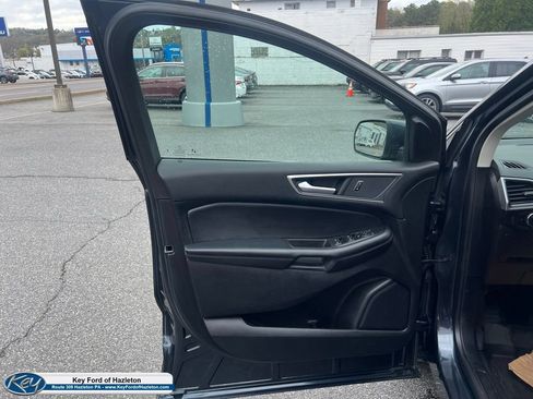 Used 2023 Ford Edge SEL AWD/4WD image 13