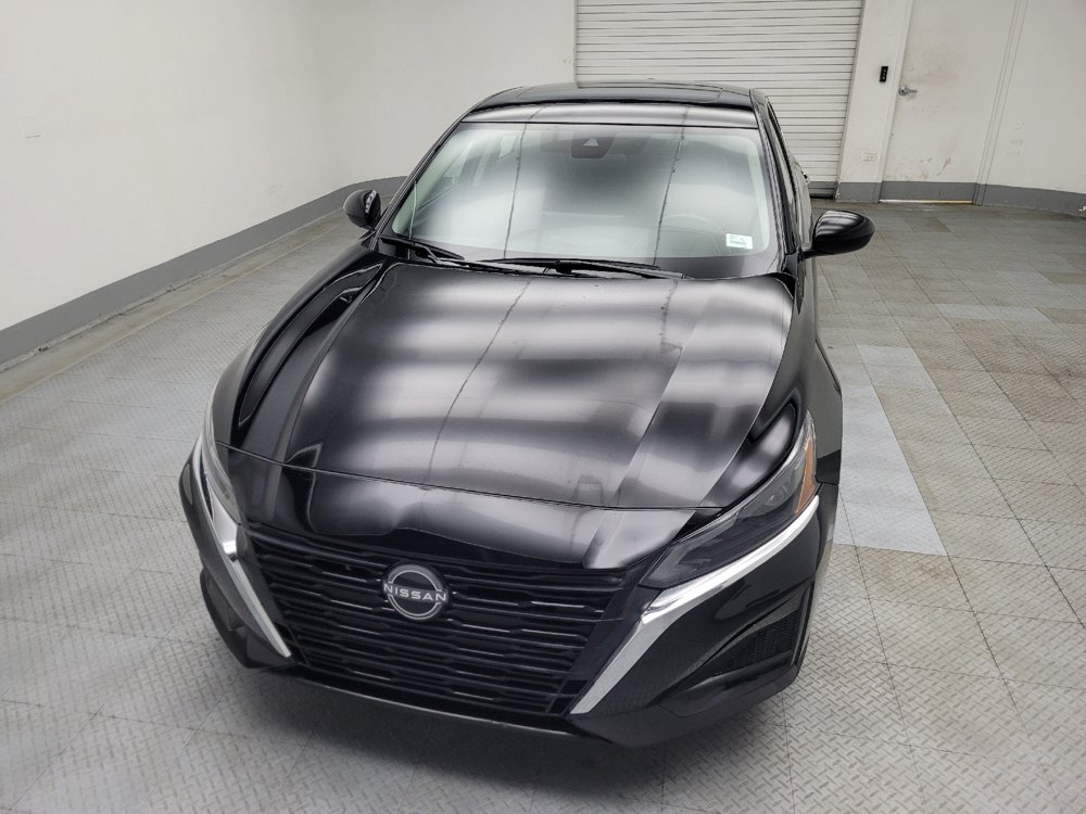 Used 2025 Nissan Altima 2.5 SV w/ SV Premium Package FWD image 15