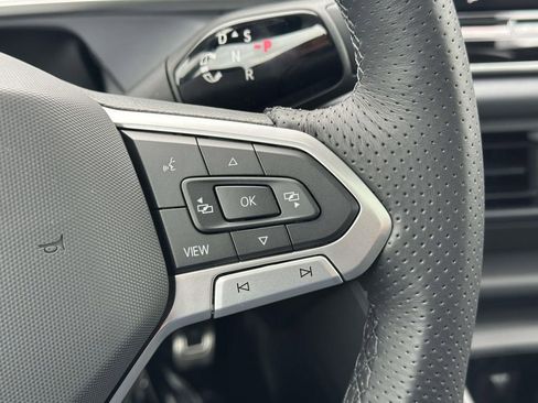 New 2026 Volkswagen Tiguan SE R-Line AWD/4WD image 18