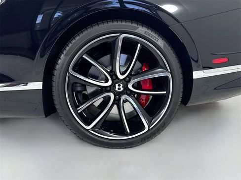 Certified 2023 Bentley Continental GT Azure image 10