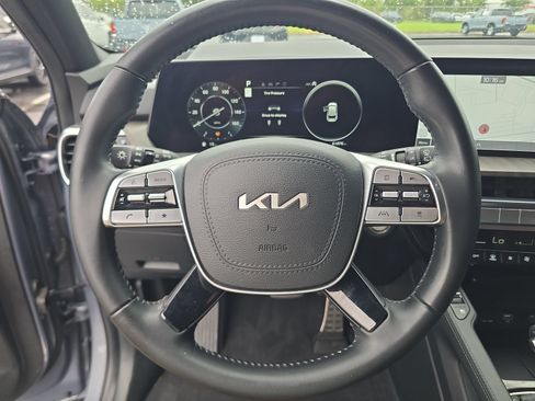 Used 2023 Kia Telluride SX FWD image 25