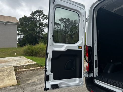 New 2025 Ford Transit 250 148 High Roof Extended w/ Load Area Protection Package image 45