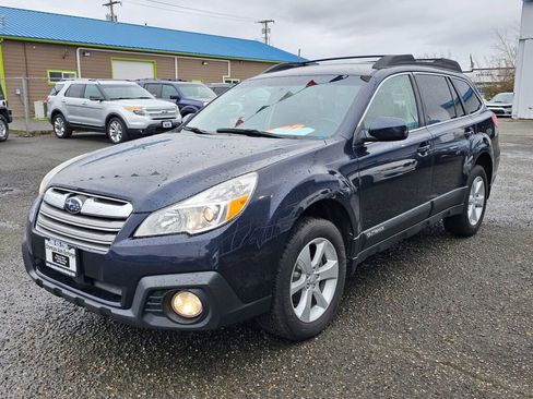 Used 2013 Subaru Outback 2.5i Premium w/ All-Weather Pkg image 3