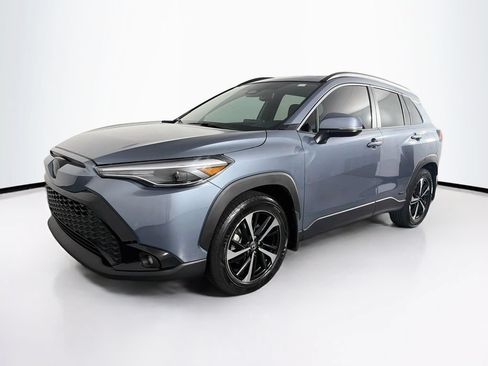 Used 2024 Toyota Corolla Cross AWD Hybrid w/ Convenience Package image 3