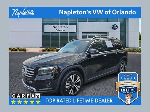 Used 2024 Mercedes-Benz GLB 250 4MATIC image 1