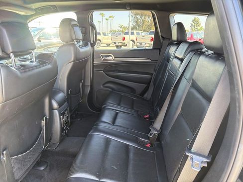 Used 2017 Jeep Grand Cherokee Limited w/ Luxury Group II AWD/4WD image 25