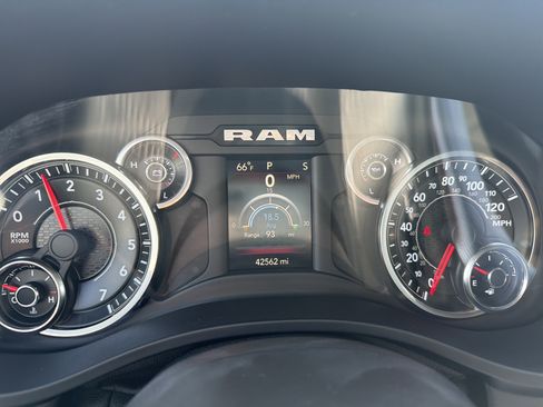 Used 2021 RAM 1500 Big Horn w/ Trailer Tow Group image 29