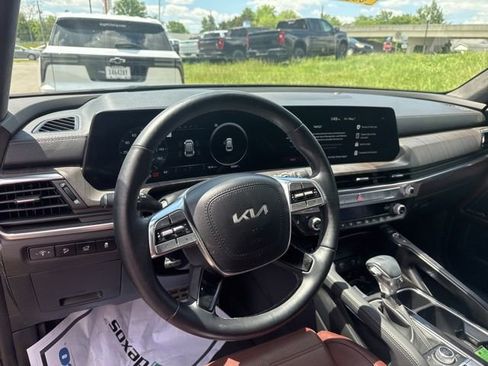 Used 2024 Kia Telluride SX Prestige AWD/4WD image 10