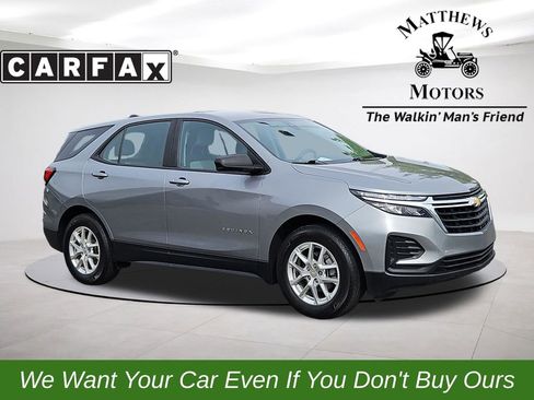 Used 2023 Chevrolet Equinox LS FWD image 1
