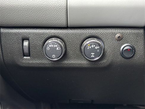 Used 2018 Chevrolet Colorado W/T w/ WT Convenience Package image 18