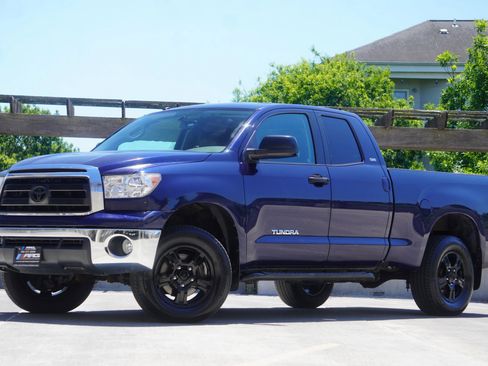 Used 2011 Toyota Tundra 4x4 Double Cab w/ TRD Off-Road Pkg image 7