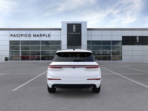 New 2026 Lincoln Corsair Premiere image 5