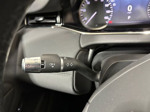 Used 2022 Land Rover Range Rover Evoque R-Dynamic S image 18