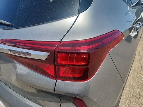 Used 2023 Kia Seltos LX AWD/4WD image 13