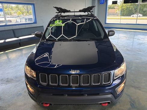 Used 2019 Jeep Compass Trailhawk AWD/4WD image 6