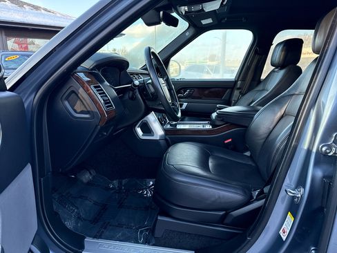 Used 2020 Land Rover Range Rover HSE image 22