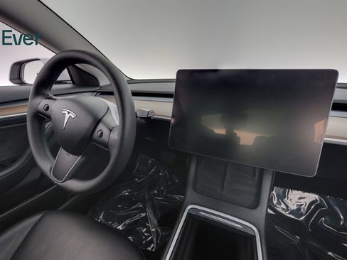 Used 2023 Tesla Model 3 Standard Range RWD image 25