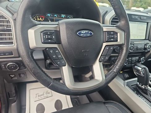 Used 2016 Ford F150 Lariat image 15