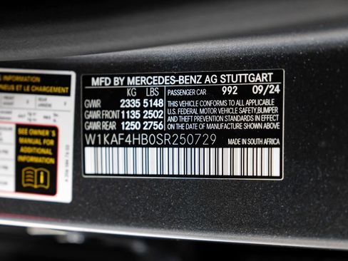 Used 2025 Mercedes-Benz C 300 4MATIC Sedan image 59