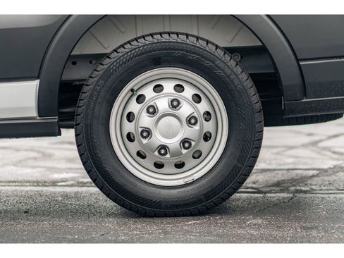 New 2025 Ford Transit 350 XL image 5