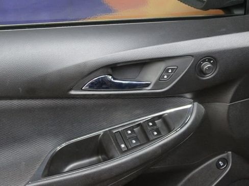 Used 2017 Chevrolet Cruze LT w/ LT True North Edition FWD image 12