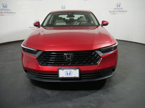 Used 2023 Honda Accord LX image 2