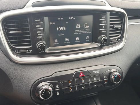 Used 2020 Kia Sorento L FWD image 22