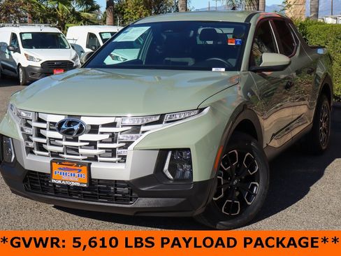 Used 2024 Hyundai Santa Cruz SE image 4