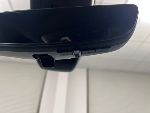 Used 2024 Buick Enclave Premium image 68