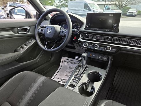 Used 2024 Honda Civic Sport image 12