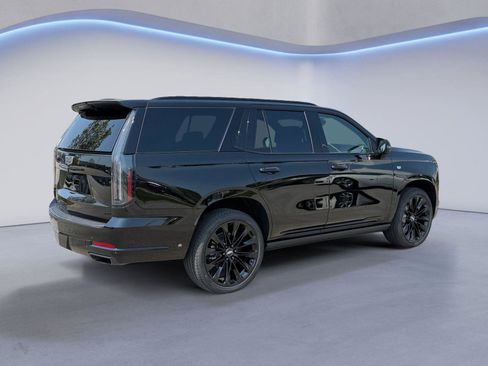 New 2026 Cadillac Escalade Platinum Sport AWD/4WD image 3