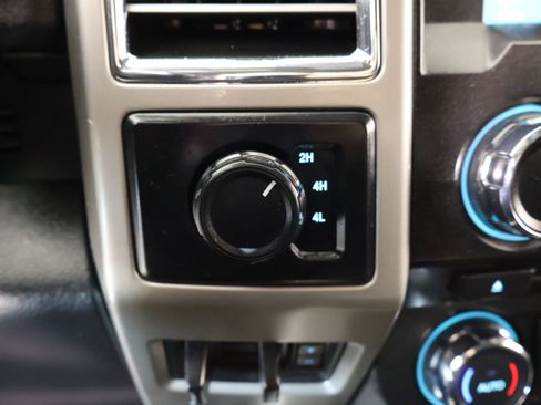 Used 2017 Ford F350 Lariat w/ Lariat Value Package image 9