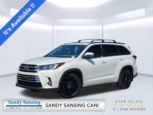 Used 2019 Toyota Highlander Limited AWD/4WD image 1