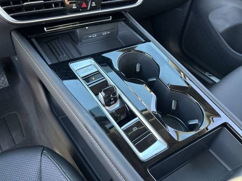 New 2026 Volkswagen Atlas SE FWD image 26