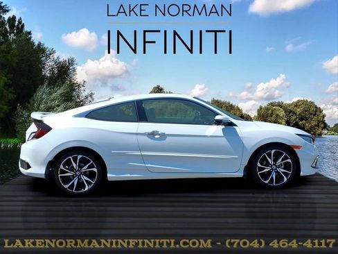 Used 2020 Honda Civic Touring image 27