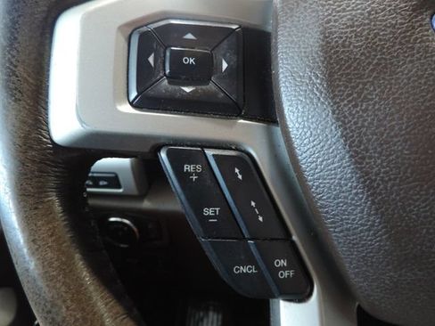 Used 2019 Ford F150 King Ranch w/ Equipment Group 601A Luxury AWD/4WD image 37