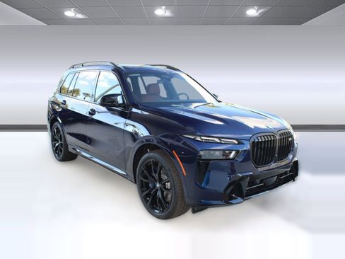New 2026 BMW X7 M60i image 7
