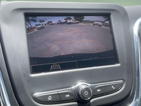 Used 2023 Chevrolet Equinox LS w/ LS Convenience Package FWD image 33