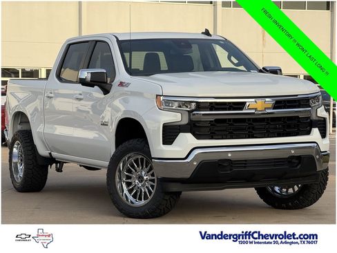 New 2026 Chevrolet Silverado 1500 LT w/ Texas Edition Plus AWD/4WD image 2