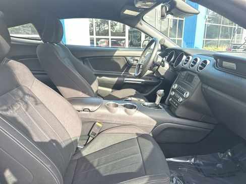 Used 2023 Ford Mustang Coupe RWD image 30