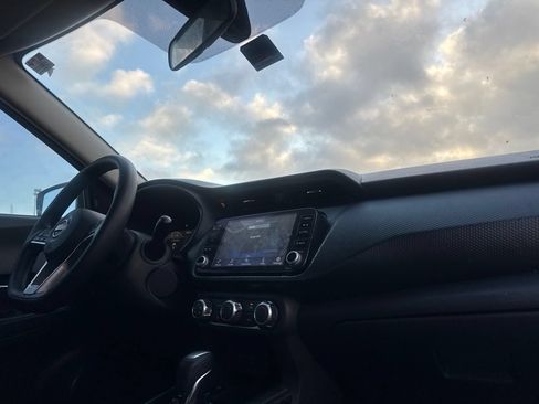 Used 2023 Nissan Kicks SV FWD image 26