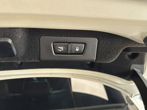 Used 2017 Maserati Ghibli w/ Luxury Package image 50