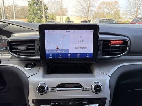 Used 2023 Ford Explorer XLT w/ Equipment Group 202A image 35