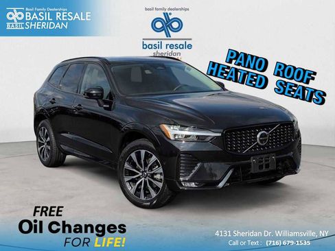 Used 2025 Volvo XC60 B5 Plus image 1