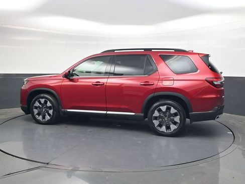 New 2026 Honda Pilot Touring image 7