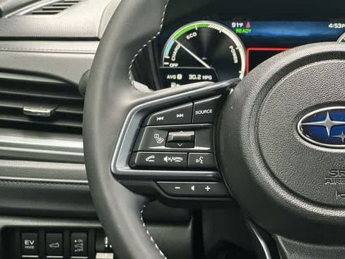 Certified 2025 Subaru Forester Limited AWD/4WD image 9