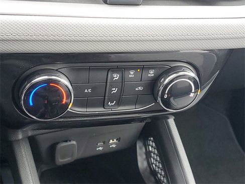 Certified 2024 Chevrolet TrailBlazer LT image 25