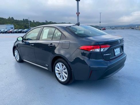 Certified 2026 Toyota Corolla LE w/ LE Premium Package AWD/4WD image 10